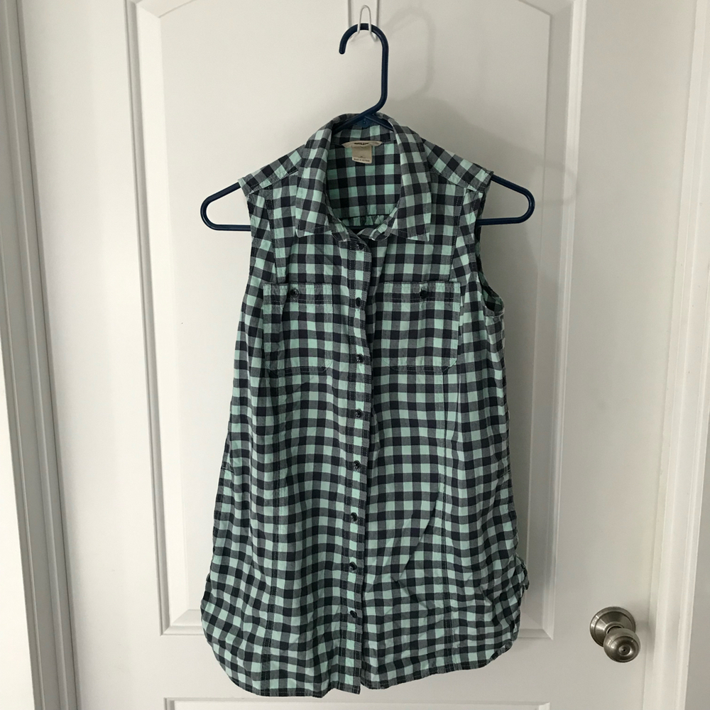 Duluth Trading Company Free Range Sleeveless  Button Down Tunic    tunic